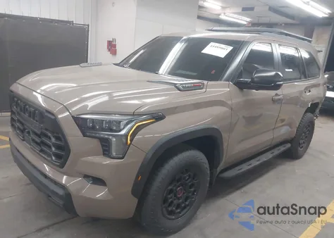 2025 Toyota Sequoia Trd Pro z USA, uszkodzony, nr VIN 7SVAAABA6SX057395